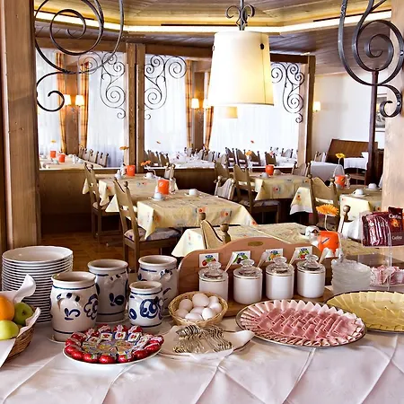 Gornergrat Dorf Szálloda 3*